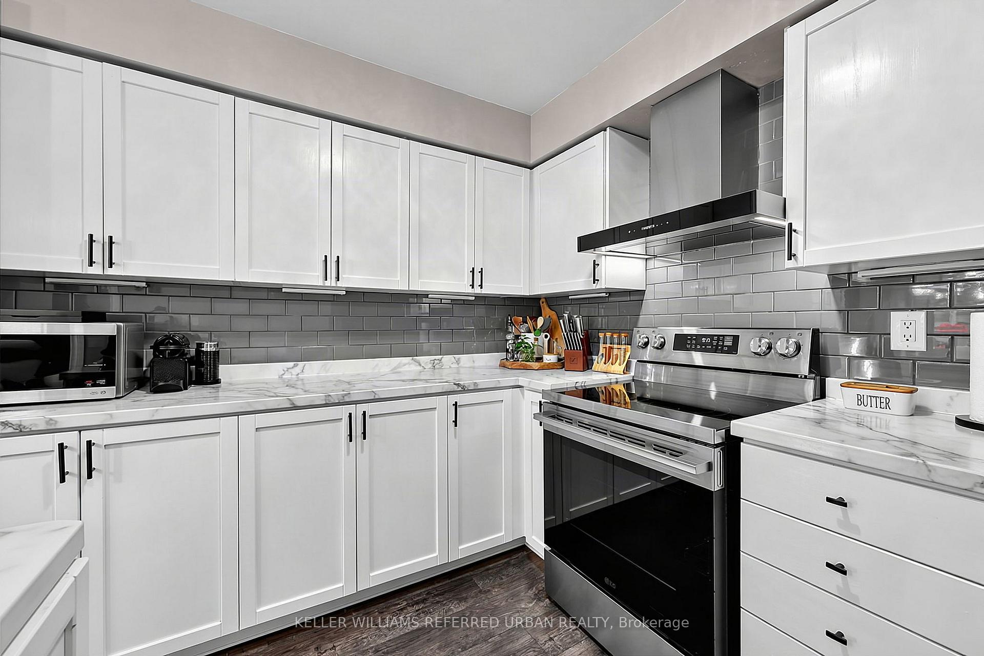 Photo 11 of Unit 23, 430 Mapleview Drive E, Barrie, Painswick South — HOMEH