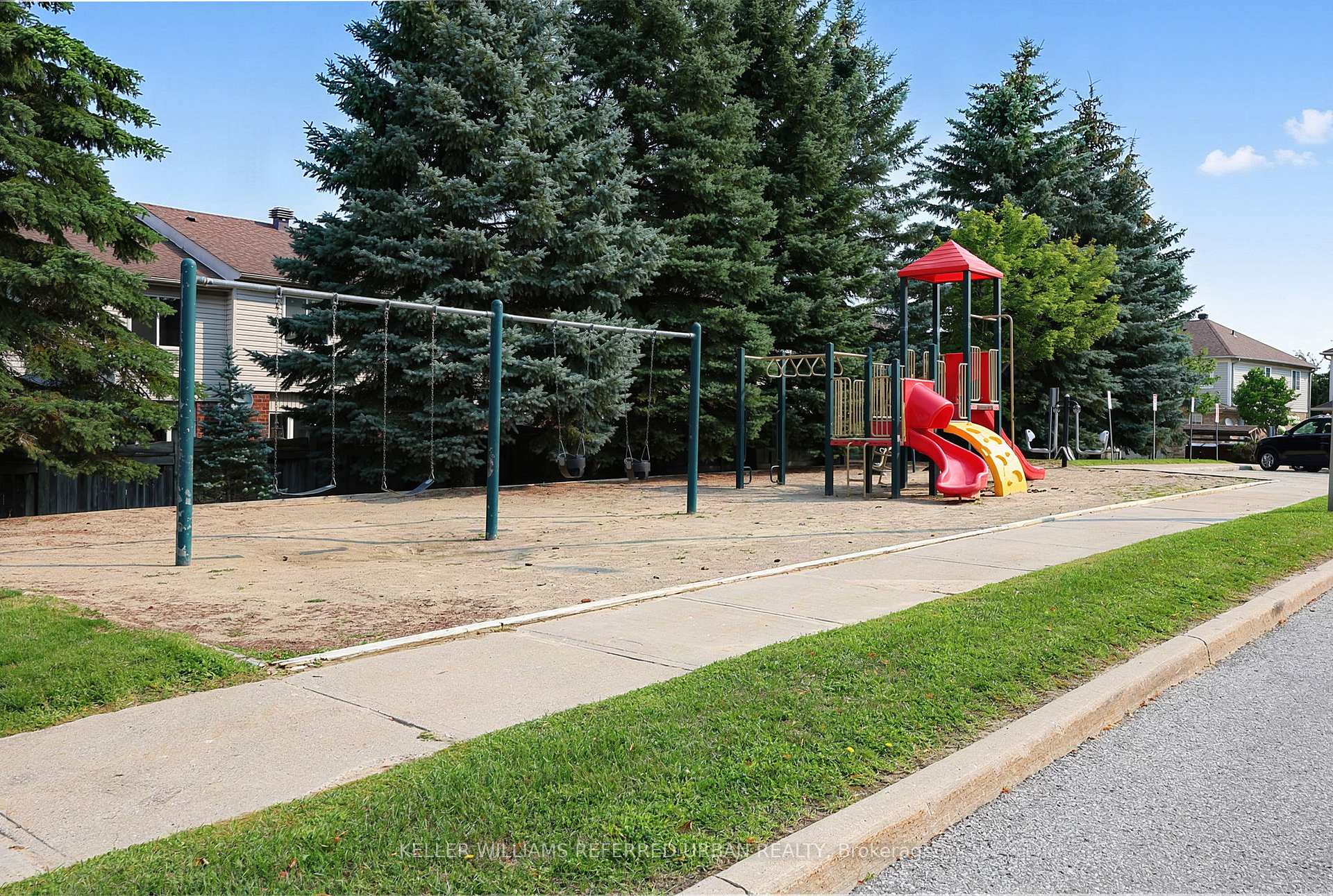 Photo 40 of Unit 23, 430 Mapleview Drive E, Barrie, Painswick South — HOMEH