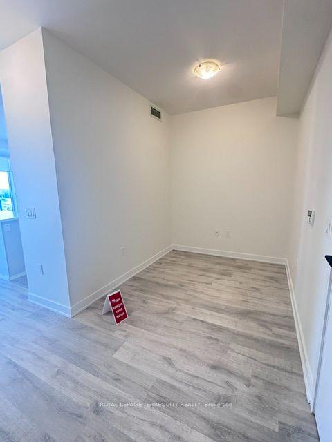 Photo 3 of Unit 708, 4675 Metcalfe Avenue, Mississauga, Central Erin Mills — HOMEH