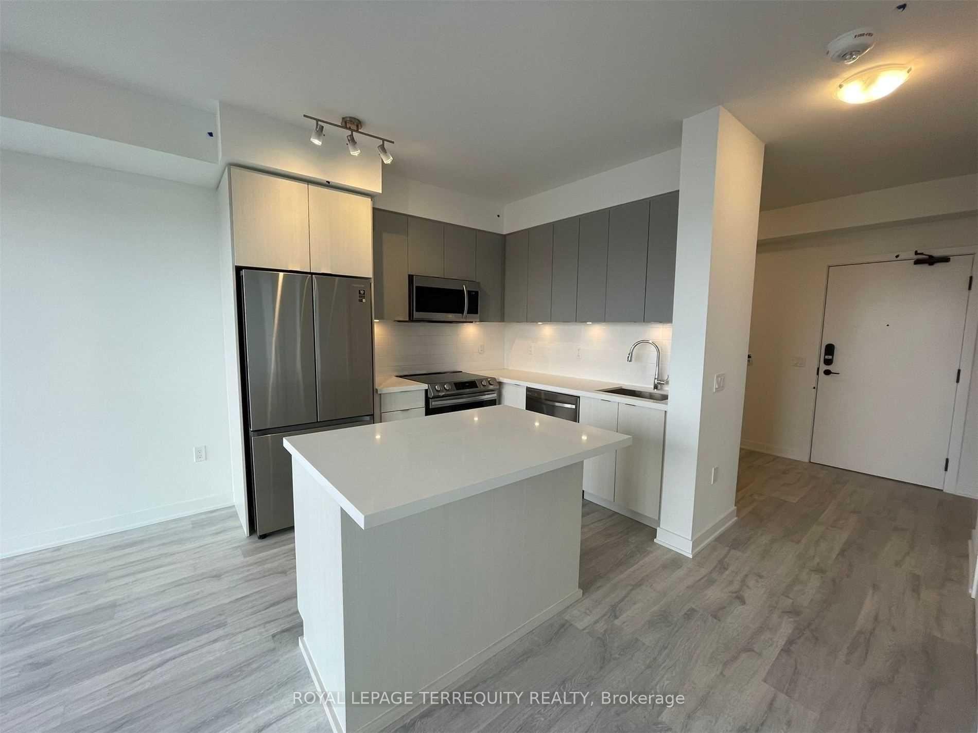 Photo 4 of Unit 708, 4675 Metcalfe Avenue, Mississauga, Central Erin Mills — HOMEH