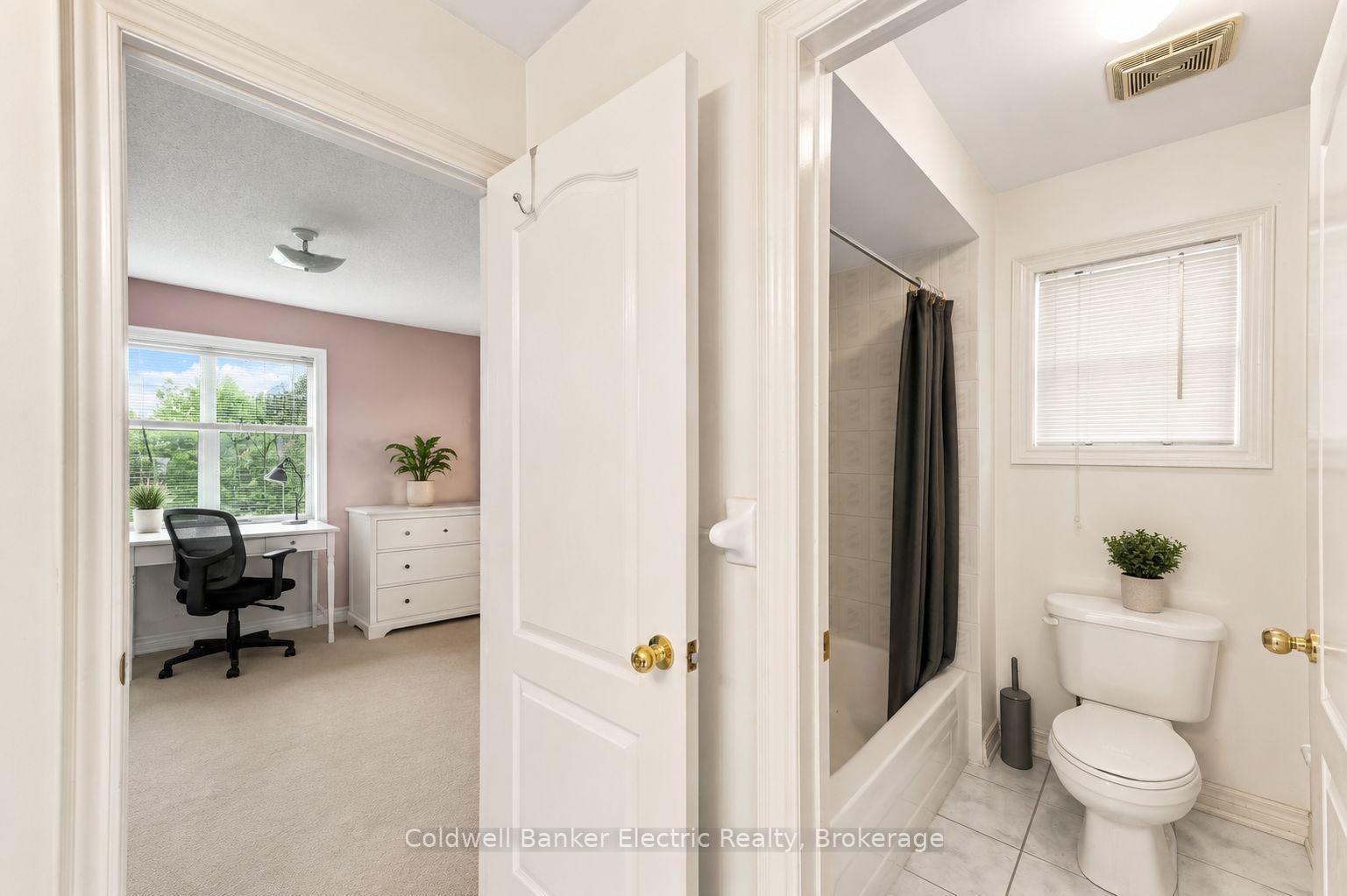 Photo 36 of 69 Downey Drive, Whitby, Brooklin — HOMEH