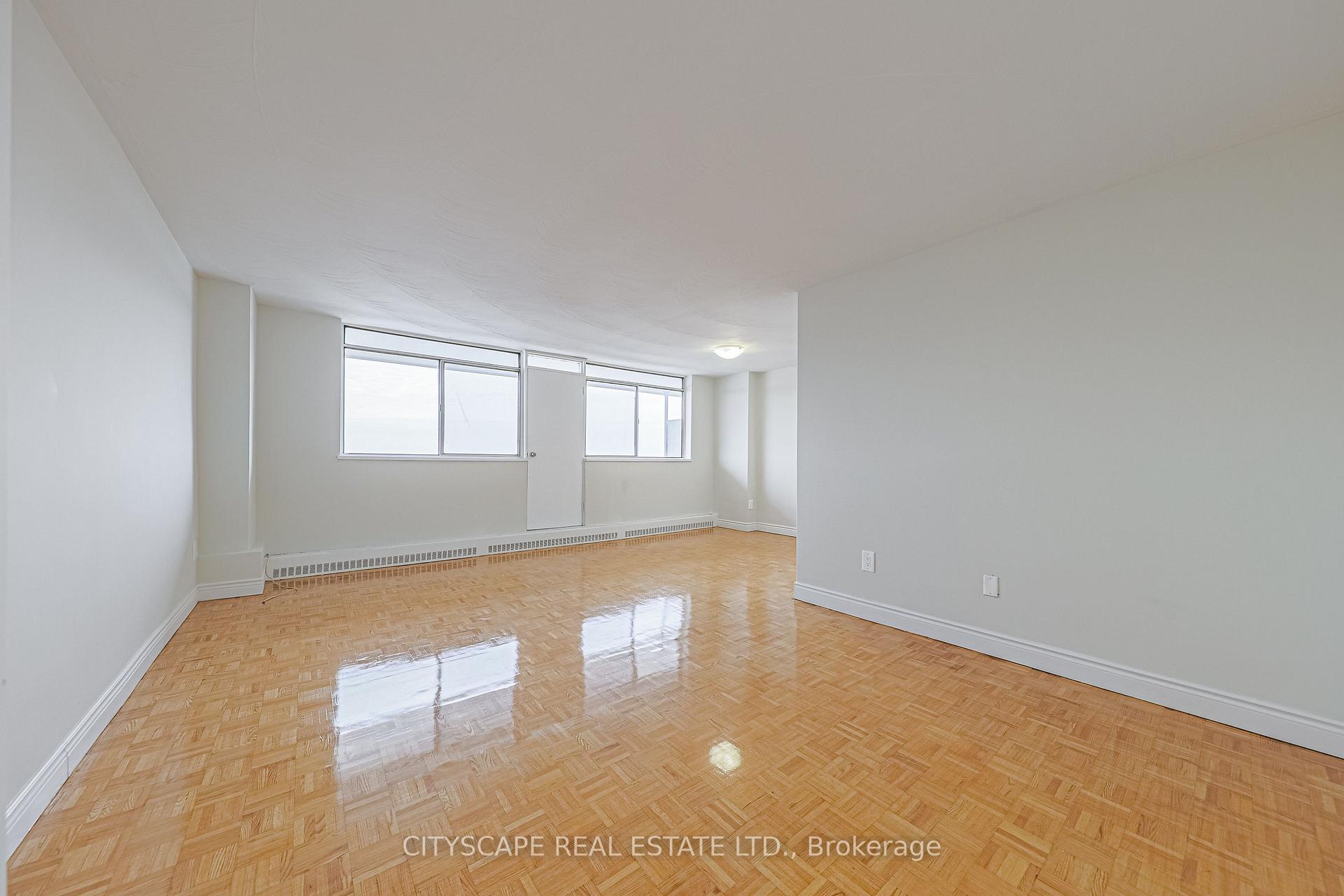 Photo 6 of Unit 719, 100 Rowena Drive, North York, Parkwoods-Donalda — HOMEH