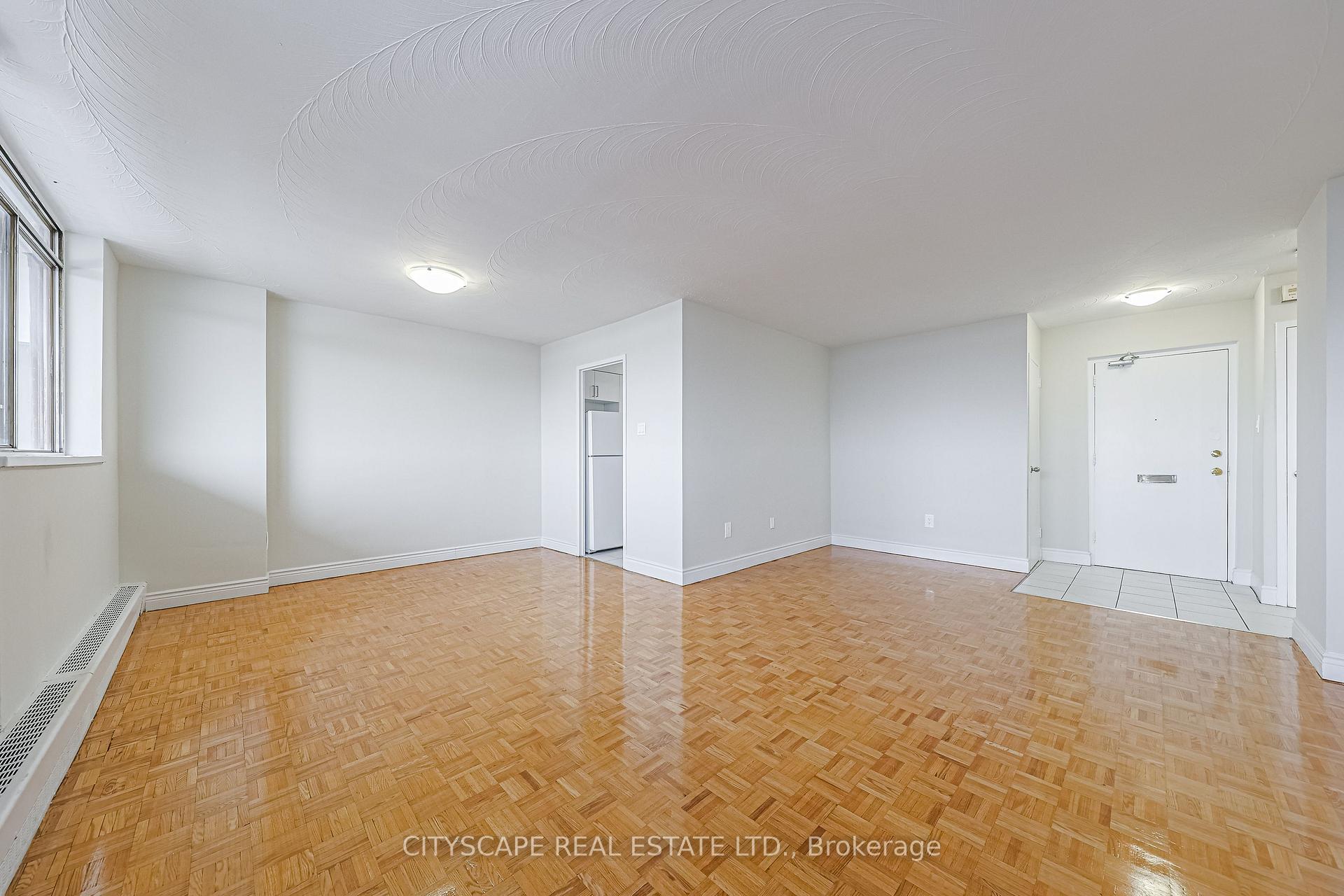 Photo 8 of Unit 719, 100 Rowena Drive, North York, Parkwoods-Donalda — HOMEH