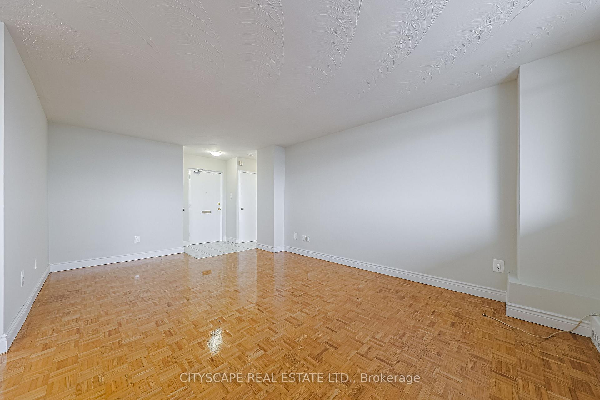 Photo 9 of Unit 719, 100 Rowena Drive, North York, Parkwoods-Donalda — HOMEH