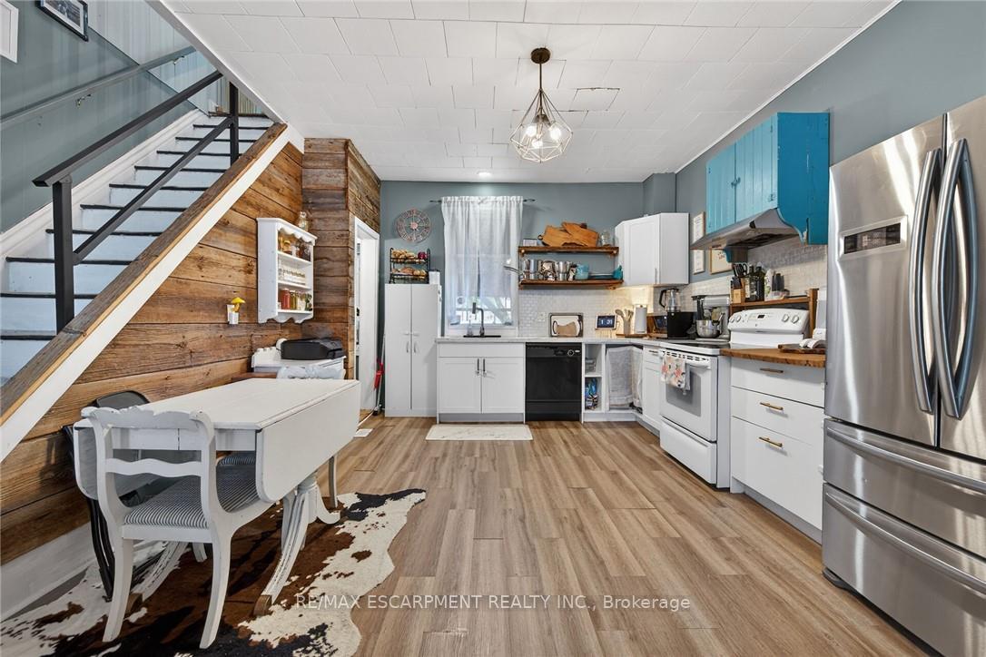 Photo 9 of Unit A&B, 18 King Street, Haldimand — HOMEH