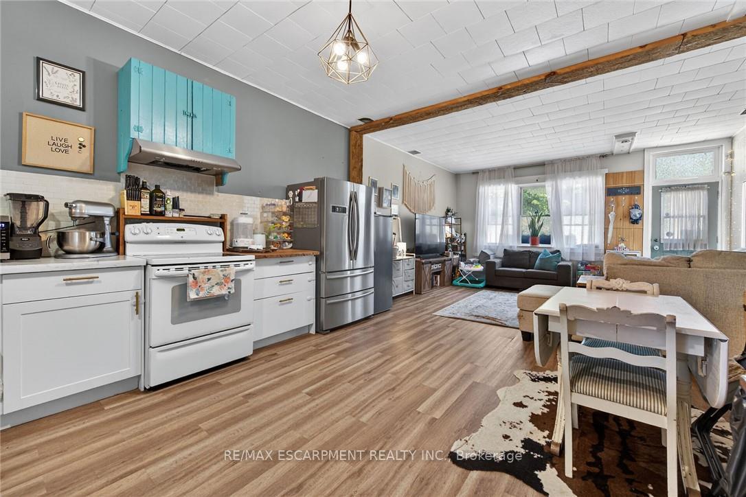 Photo 14 of Unit A&B, 18 King Street, Haldimand — HOMEH