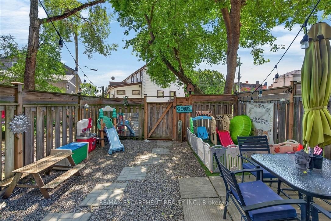 Photo 25 of Unit A&B, 18 King Street, Haldimand — HOMEH