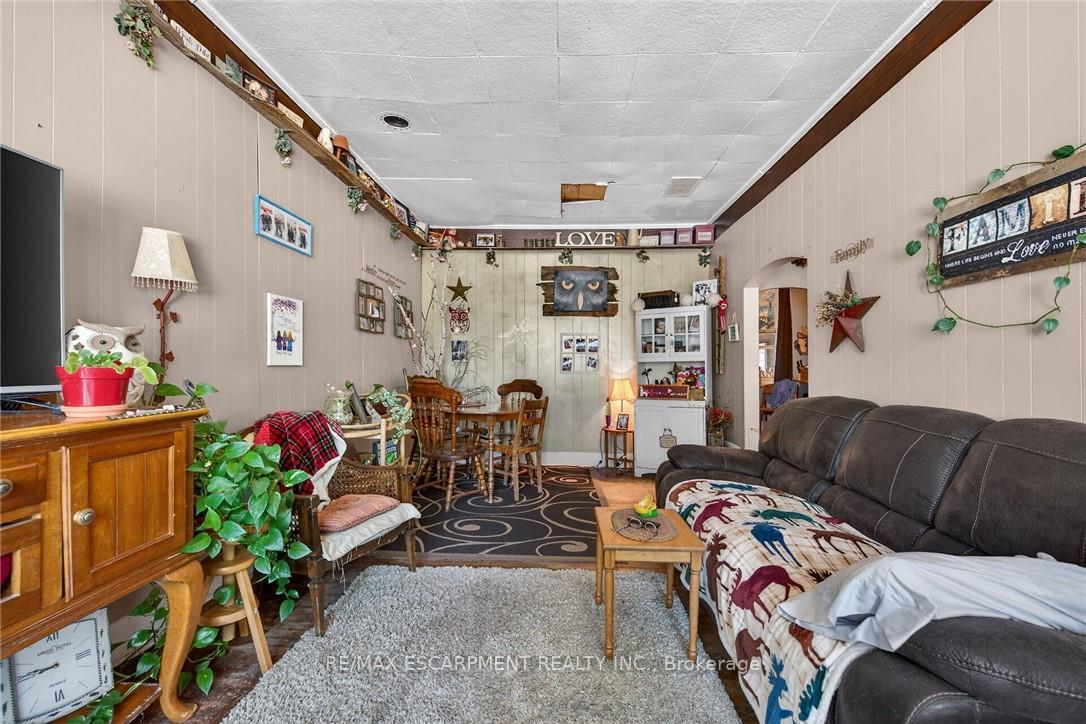 Photo 31 of Unit A&B, 18 King Street, Haldimand — HOMEH