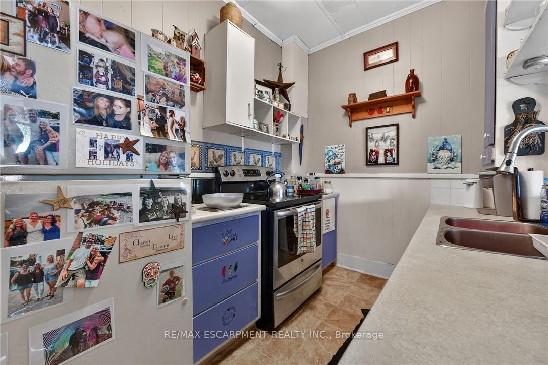 Photo 33 of Unit A&B, 18 King Street, Haldimand — HOMEH
