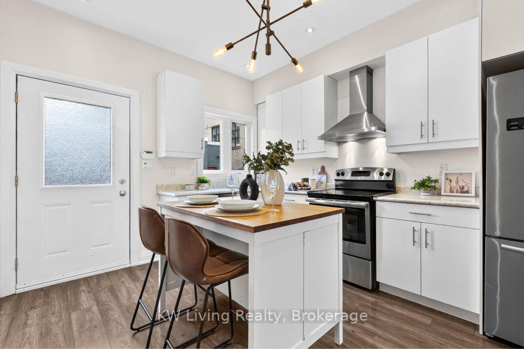 Photo 8 of 90 Mitchell Avenue, Toronto, Niagara — HOMEH
