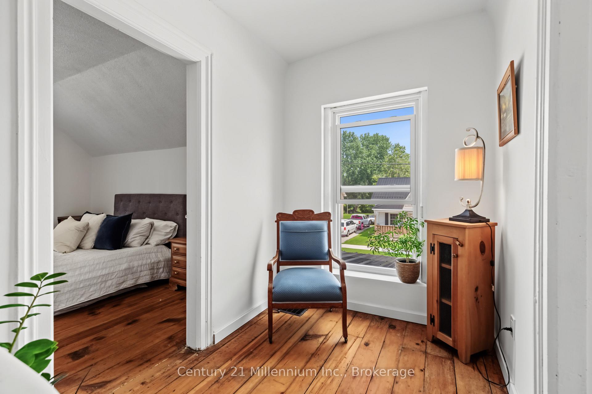 Photo 32 of 549 Louisa Street, West Grey — HOMEH