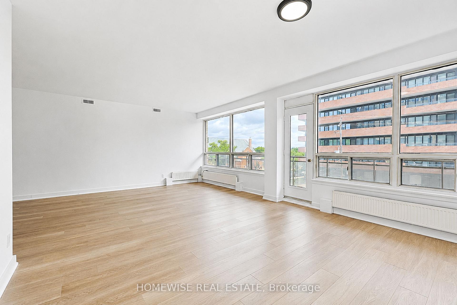 Photo 8 of Unit 307, 2500 Bathurst Street, Toronto, Forest Hill North — HOMEH