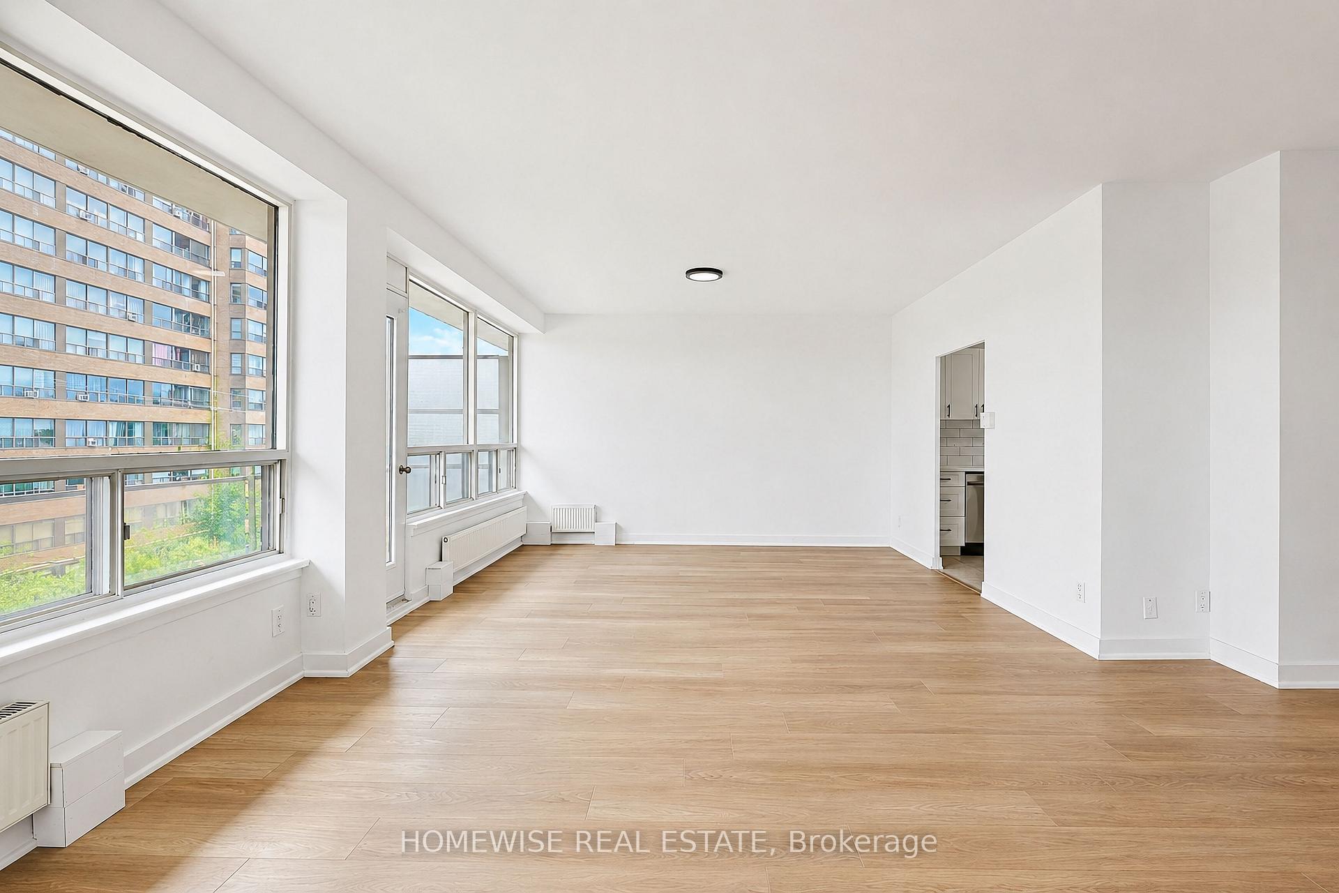 Photo 12 of Unit 307, 2500 Bathurst Street, Toronto, Forest Hill North — HOMEH