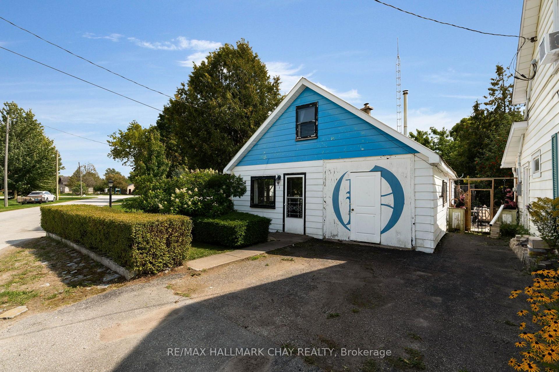 Photo 1 of 7 Caroline Street E, Clearview, Creemore — HOMEH