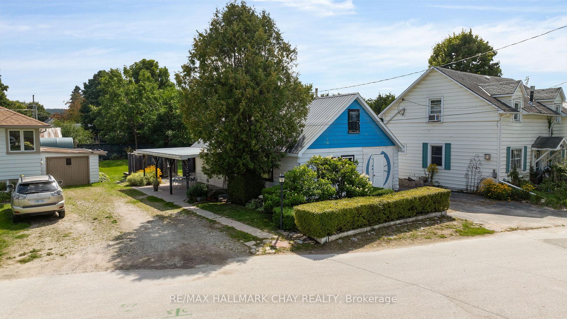 Photo 2 of 7 Caroline Street E, Clearview, Creemore — HOMEH