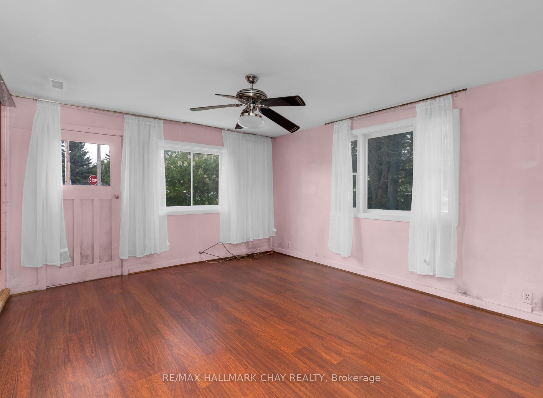 Photo 9 of 7 Caroline Street E, Clearview, Creemore — HOMEH