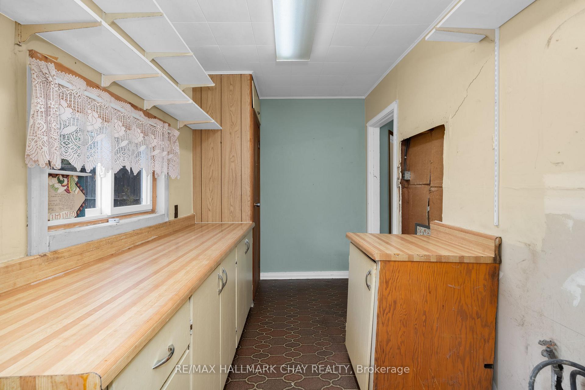 Photo 11 of 7 Caroline Street E, Clearview, Creemore — HOMEH