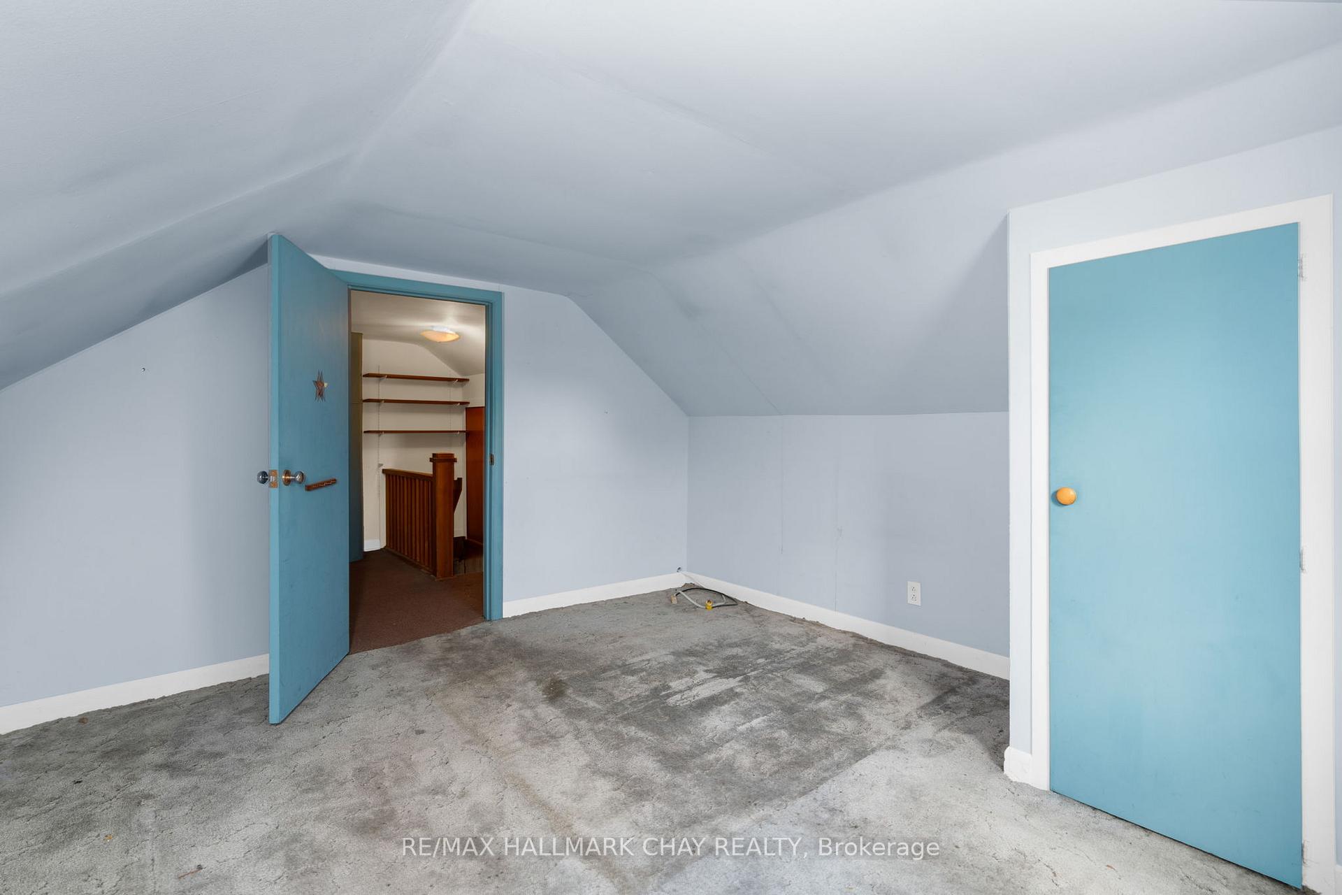 Photo 16 of 7 Caroline Street E, Clearview, Creemore — HOMEH