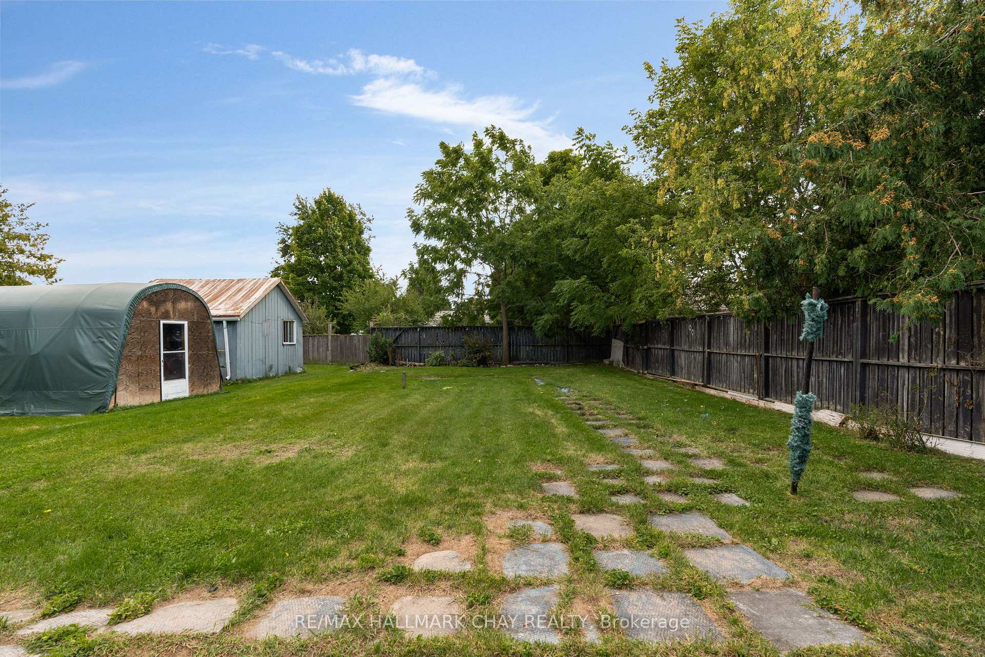 Photo 22 of 7 Caroline Street E, Clearview, Creemore — HOMEH