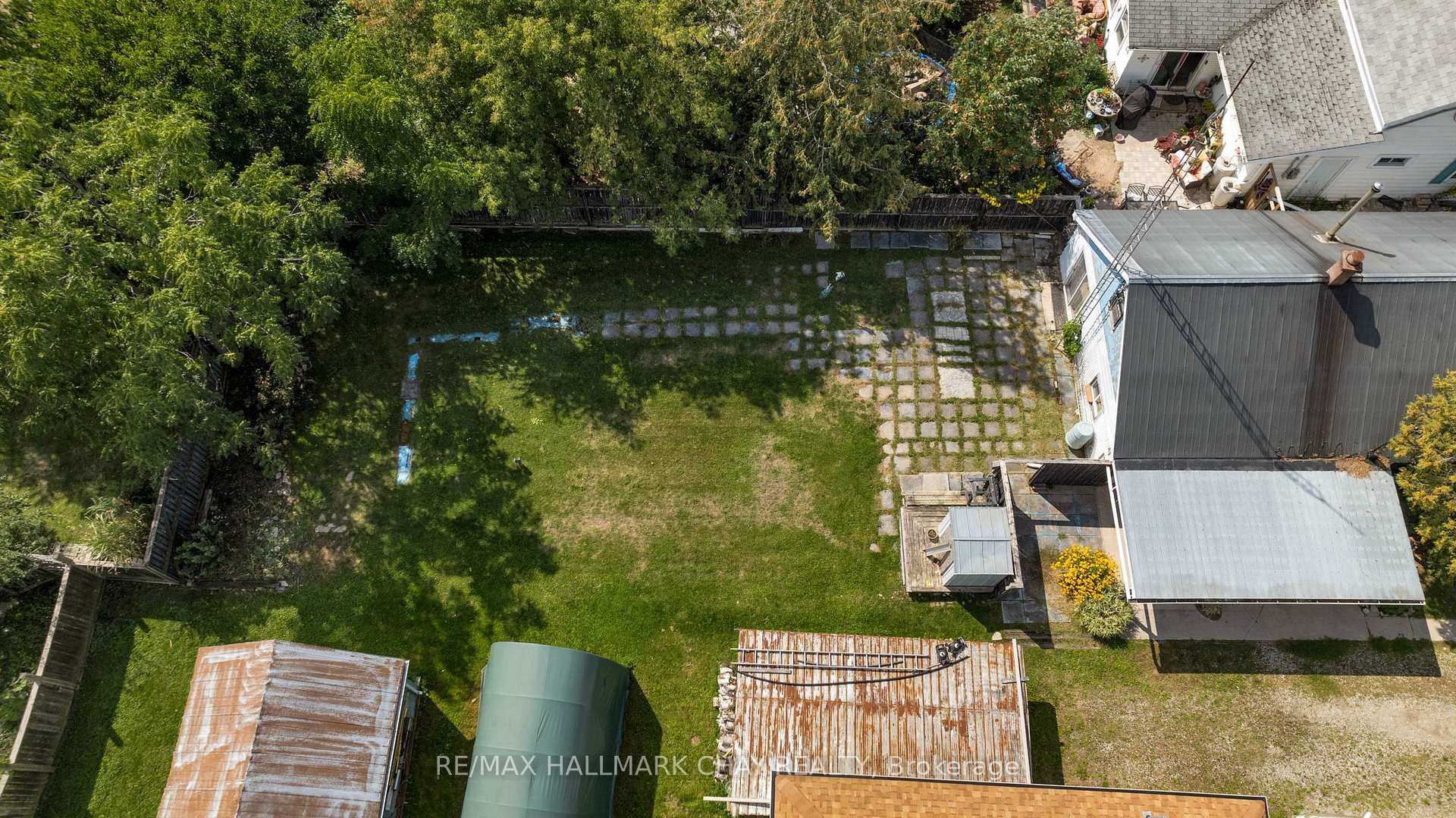 Photo 23 of 7 Caroline Street E, Clearview, Creemore — HOMEH