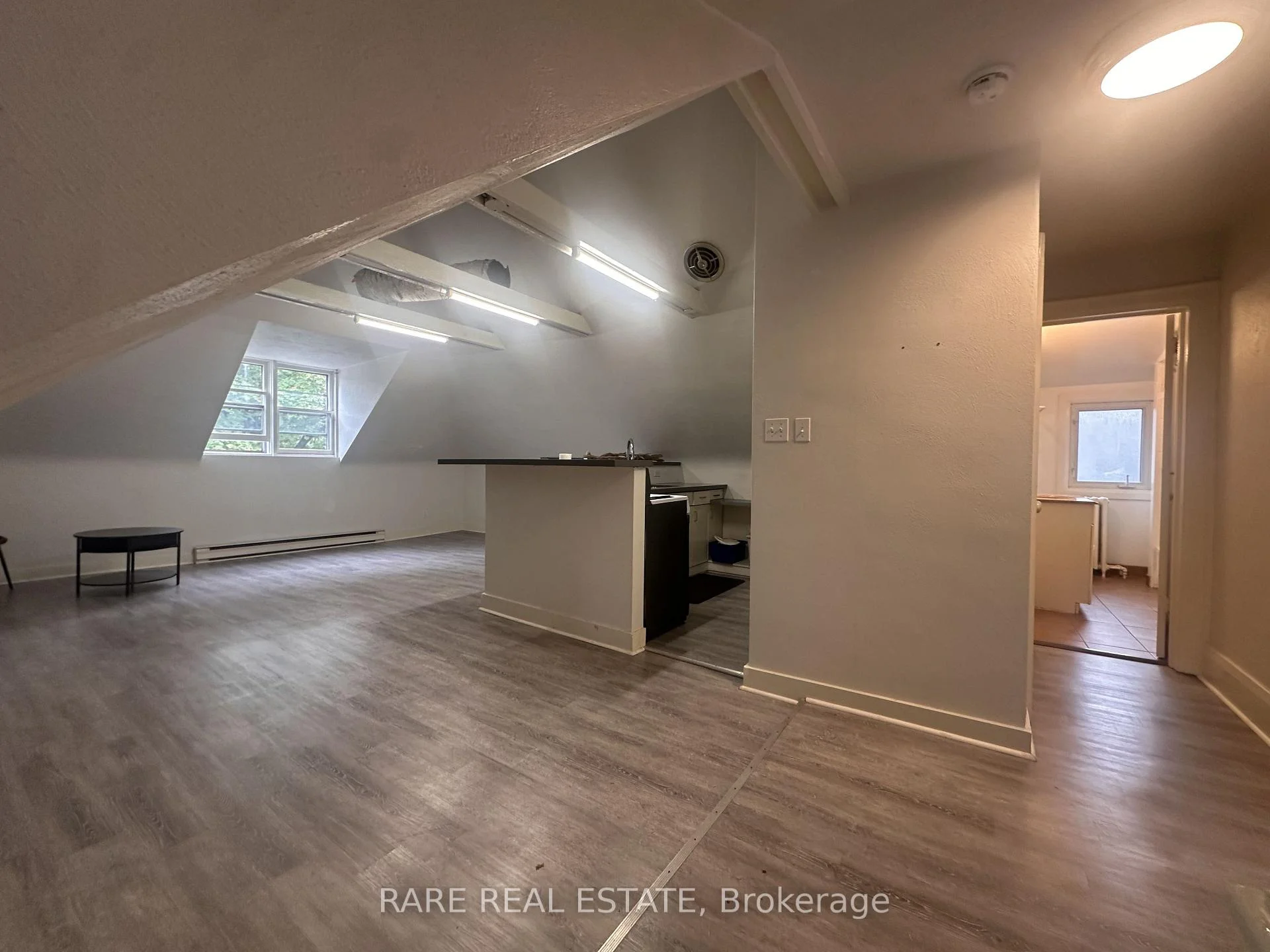 Photo 6 of Unit 3, 737 Avenue Road, Toronto, Yonge-St. Clair — HOMEH