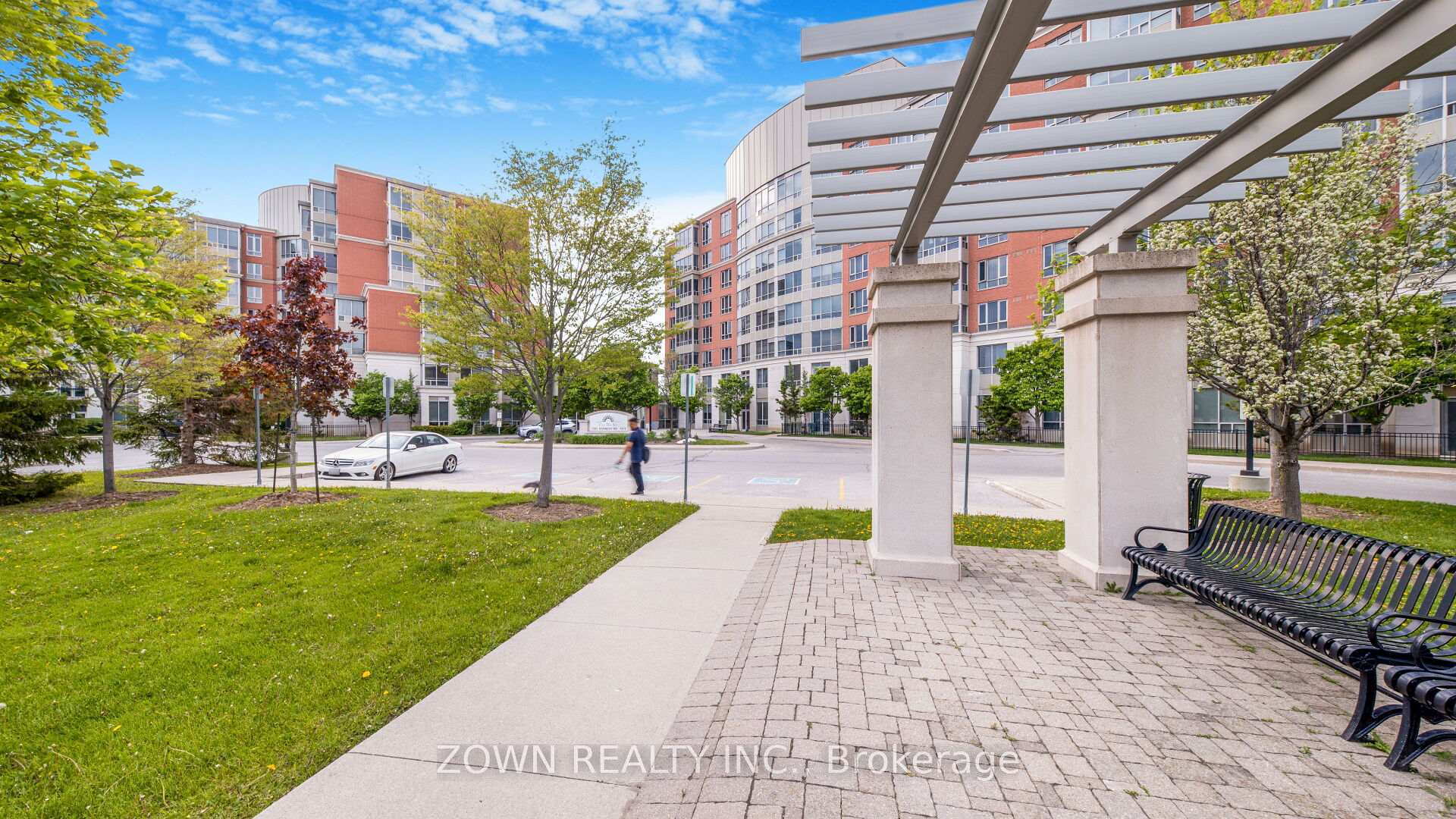 Photo 4 of Unit 519, 7363 Kennedy Road, Markham, Milliken Mills East — HOMEH