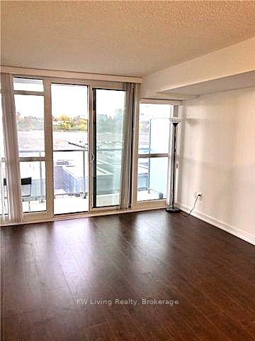 Photo 4 of Unit 711, 121 Mcmahon Drive, North York, Bayview Village — HOMEH