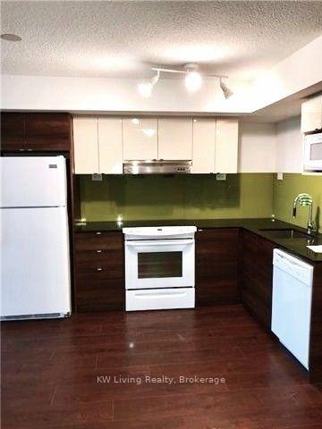 Photo 5 of Unit 711, 121 Mcmahon Drive, North York, Bayview Village — HOMEH