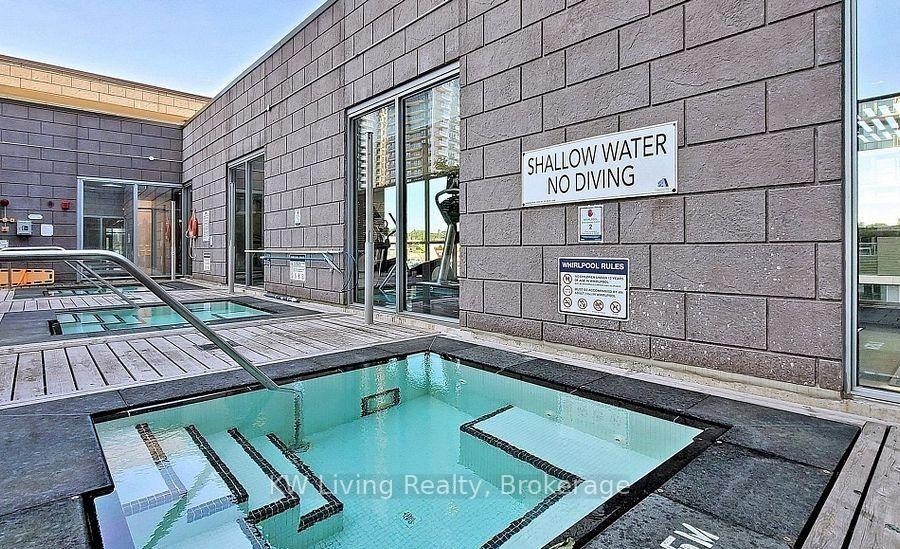 Photo 15 of Unit 711, 121 Mcmahon Drive, North York, Bayview Village — HOMEH