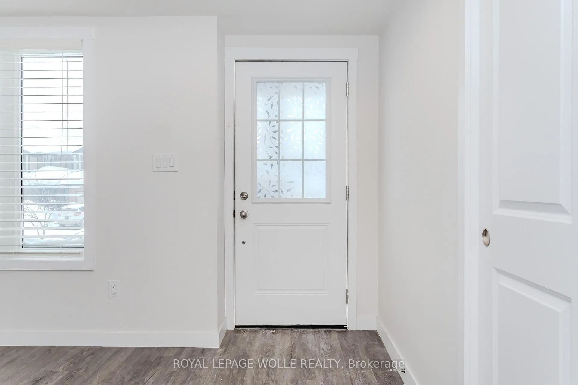 Photo 7 of Unit D, 170 Rochefort Street, Kitchener — HOMEH