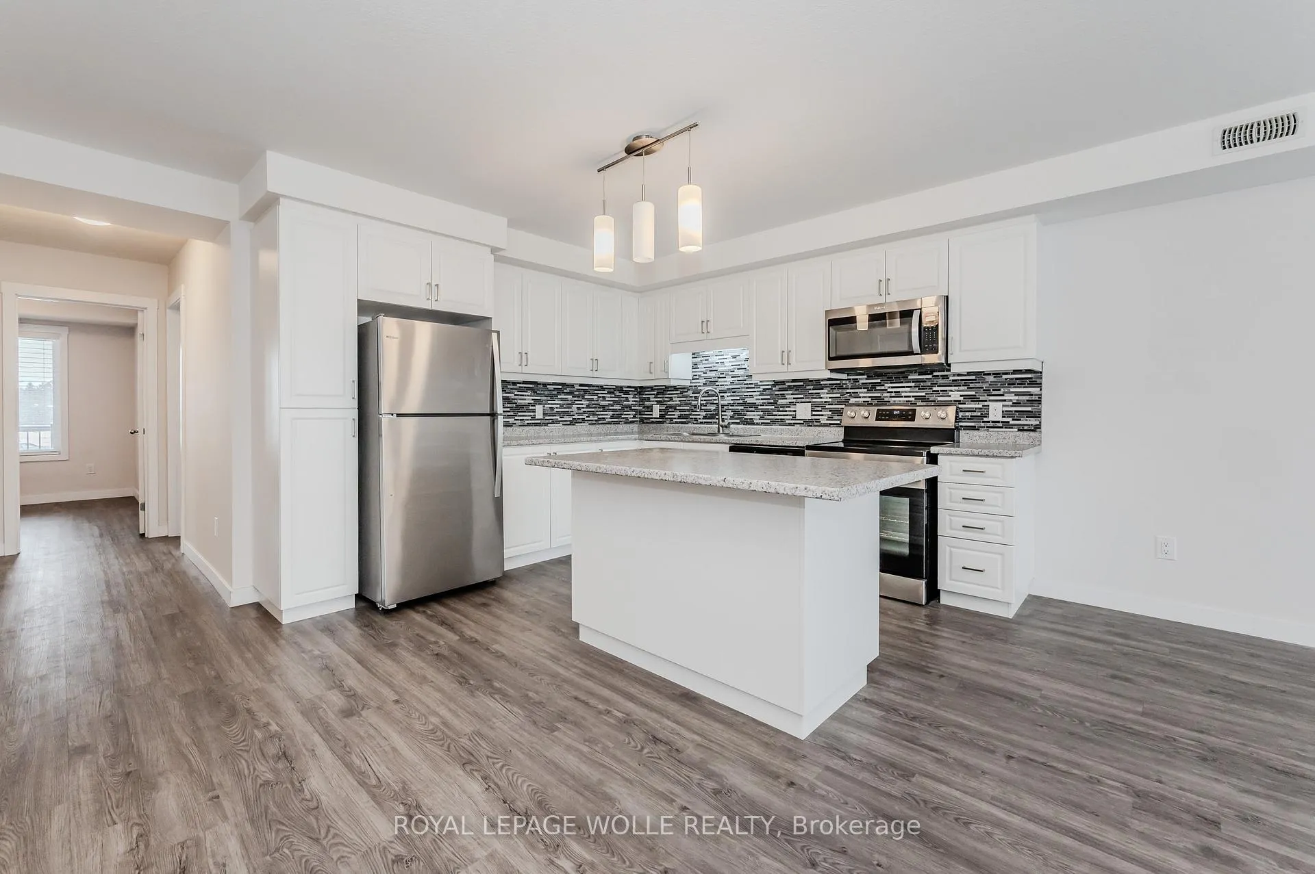 Photo 11 of Unit D, 170 Rochefort Street, Kitchener — HOMEH