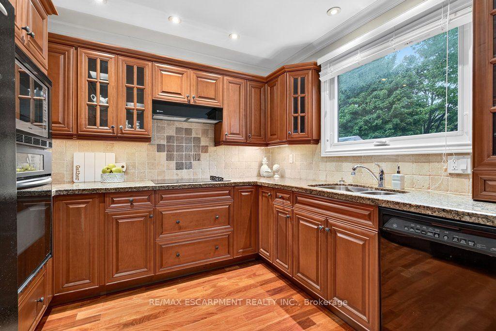 Photo 13 of 1152 Lockhart Road, Burlington, Brant — HOMEH