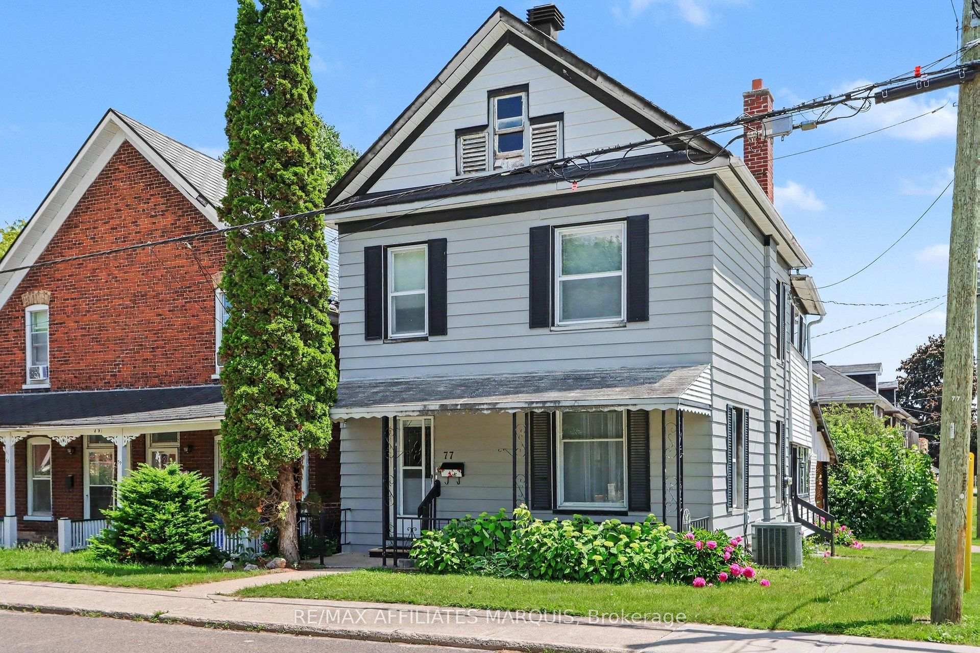 Photo of 77 Russell Street E