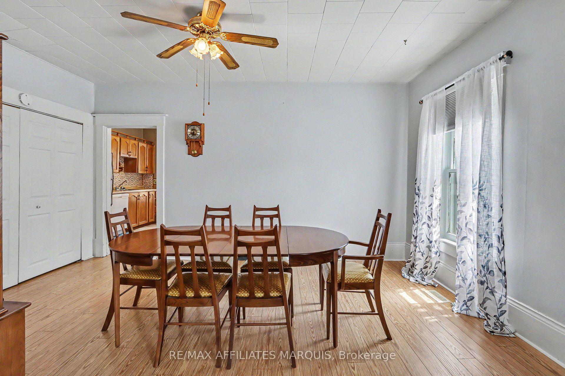 Photo 9 of 77 Russell Street E, Smiths Falls, Smiths Falls — HOMEH