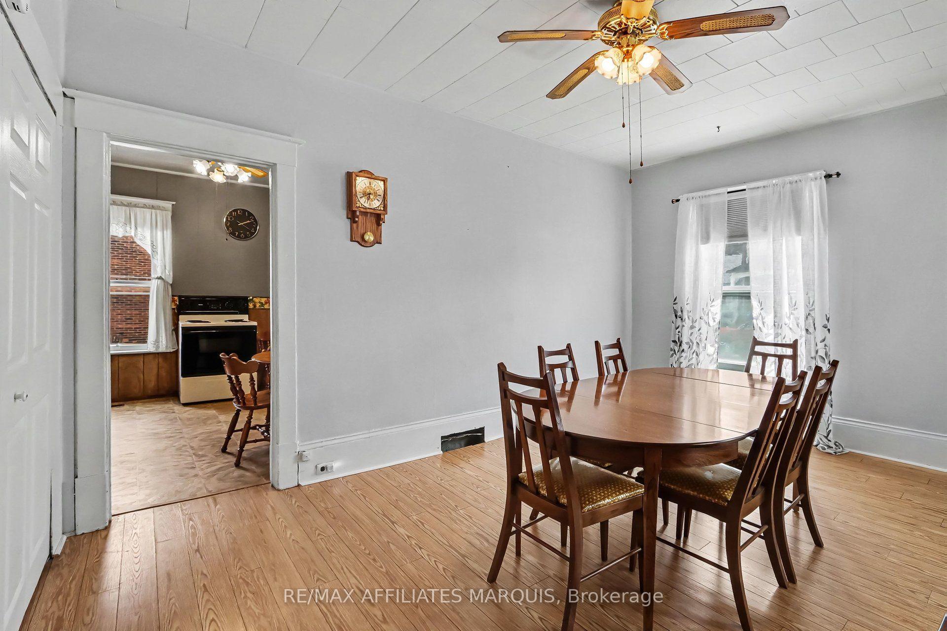 Photo 10 of 77 Russell Street E, Smiths Falls, Smiths Falls — HOMEH