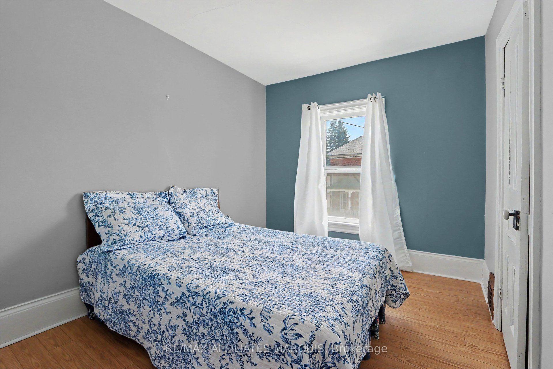 Photo 22 of 77 Russell Street E, Smiths Falls, Smiths Falls — HOMEH