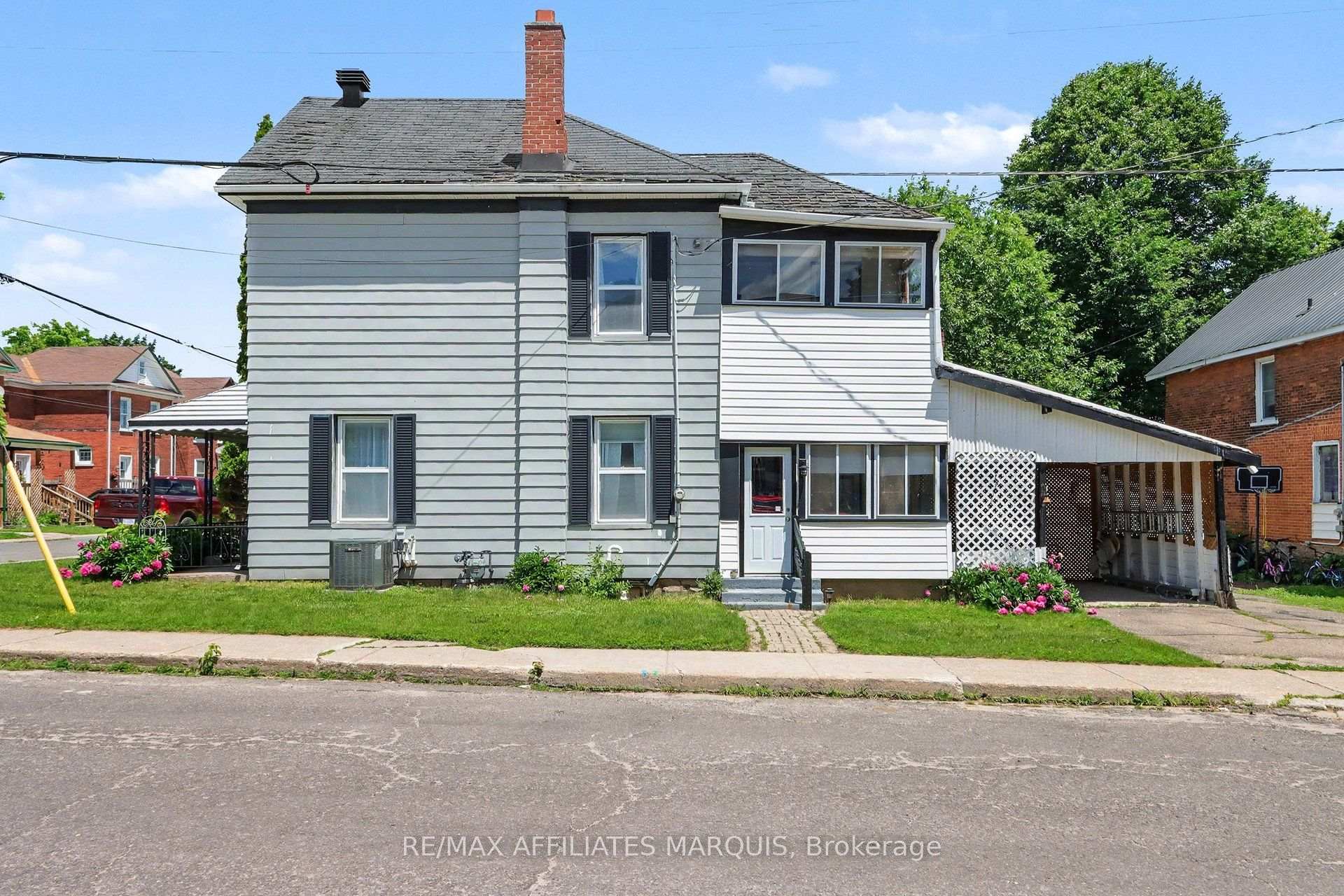 Photo 29 of 77 Russell Street E, Smiths Falls, Smiths Falls — HOMEH