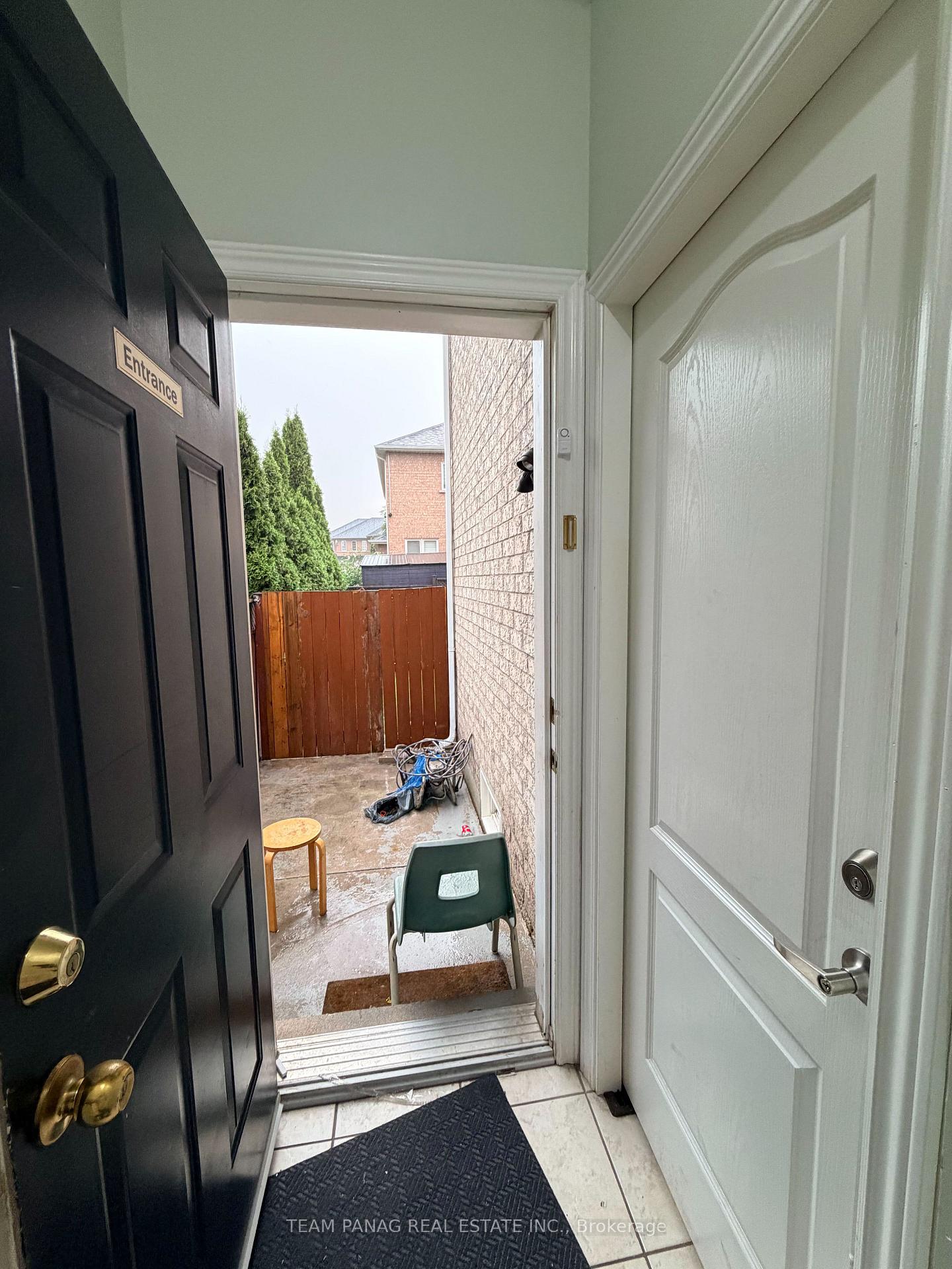 Photo 2 of Unit Basement, 70 Princess Valley Crescent, Brampton, Bram East — HOMEH