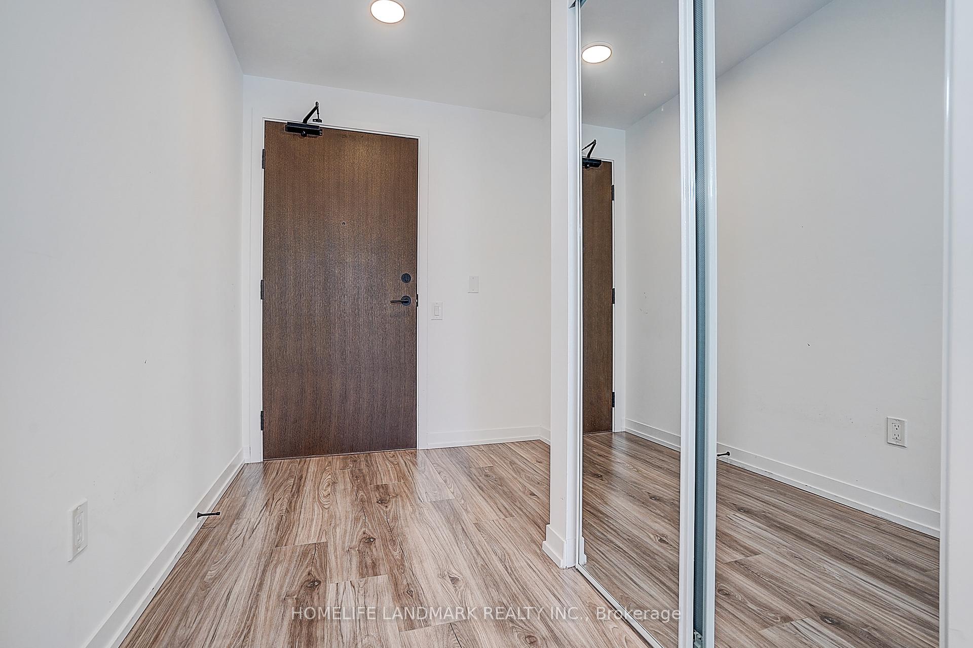 Photo 2 of Unit 3208, 4065 Confederation Parkway, Mississauga, City Centre — HOMEH