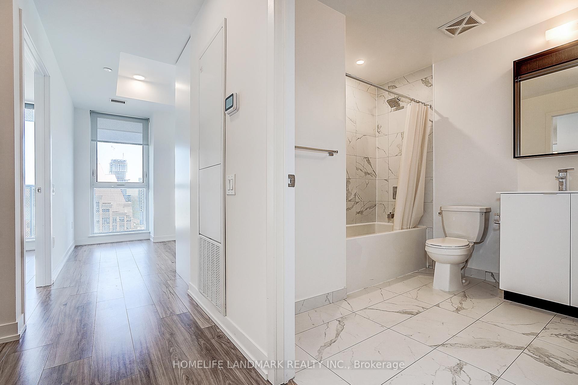 Photo 4 of Unit 3208, 4065 Confederation Parkway, Mississauga, City Centre — HOMEH