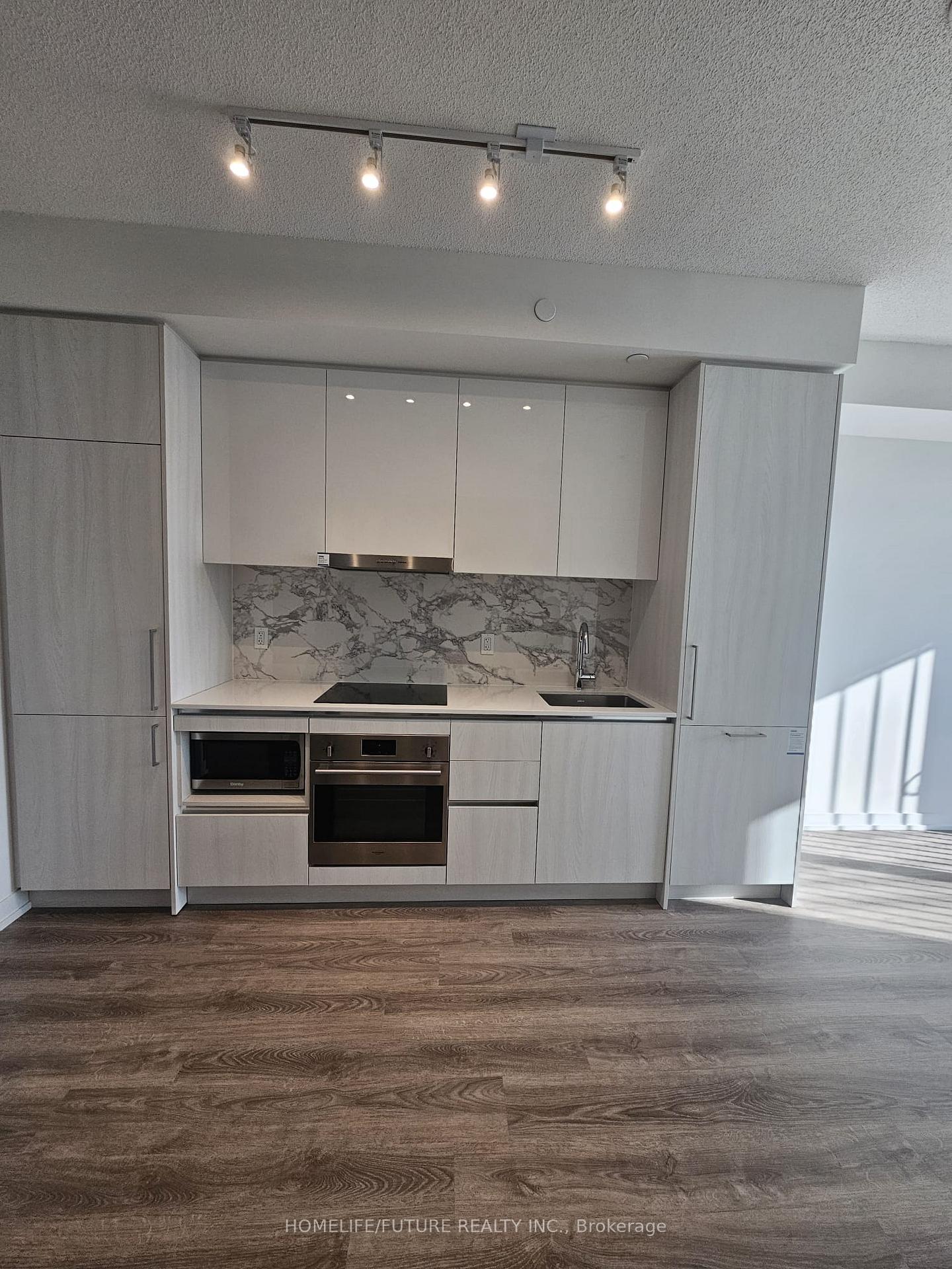 Photo 2 of Unit 4510, 195 Commerce Street, Vaughan, Vaughan Corporate Centre — HOMEH