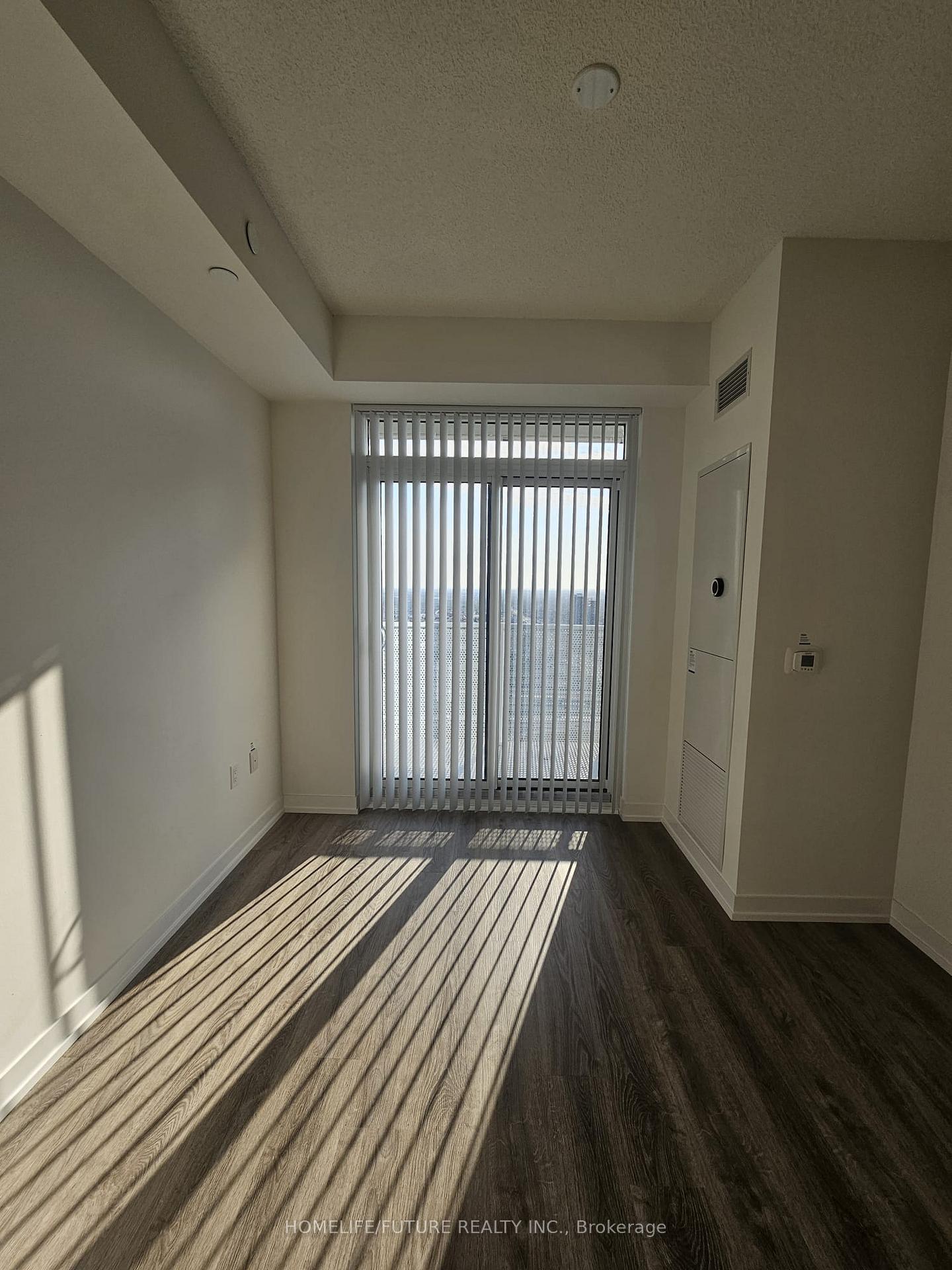 Photo 4 of Unit 4510, 195 Commerce Street, Vaughan, Vaughan Corporate Centre — HOMEH