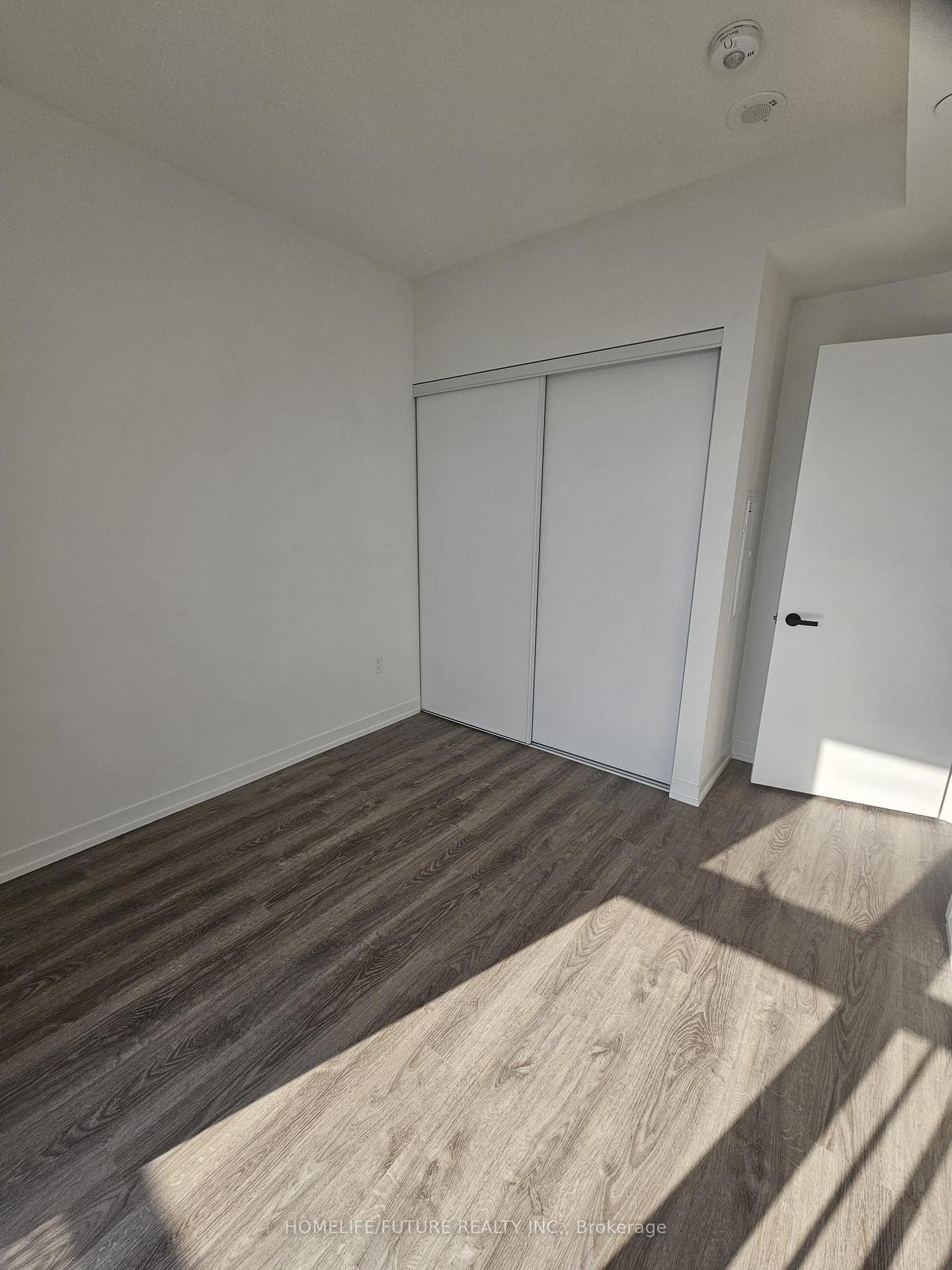 Photo 5 of Unit 4510, 195 Commerce Street, Vaughan, Vaughan Corporate Centre — HOMEH
