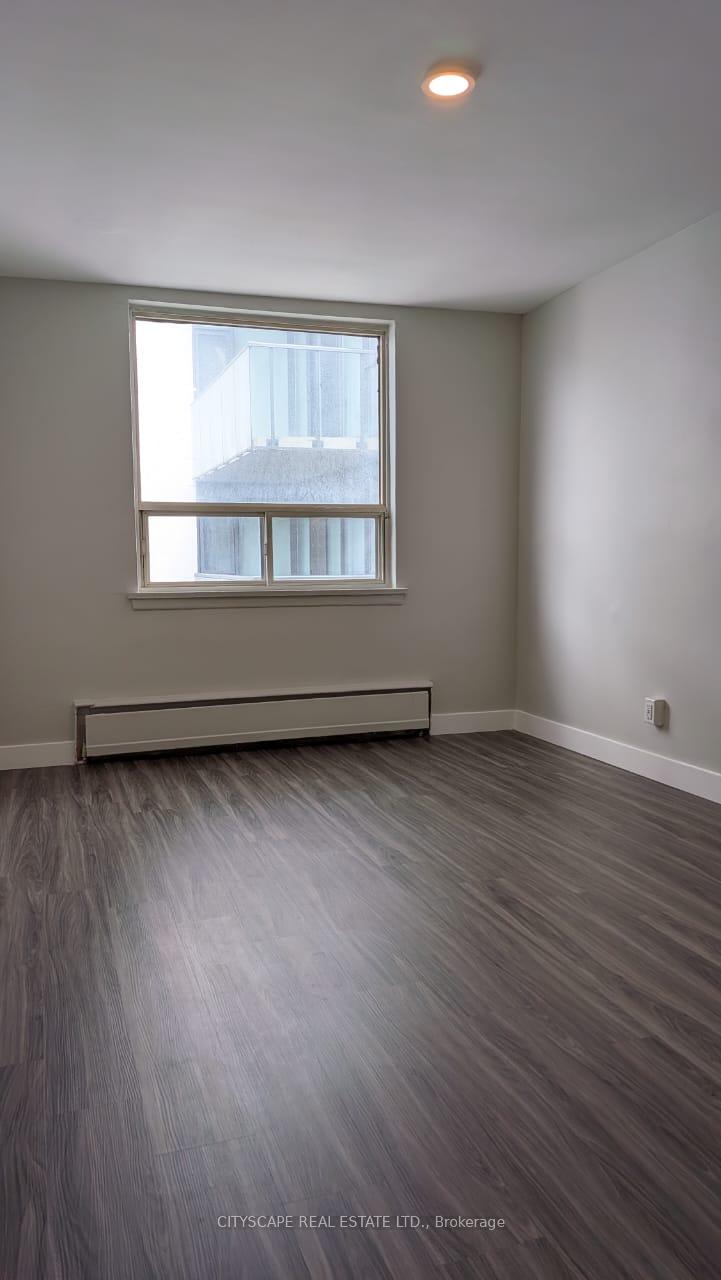 Photo 8 of Unit 409, 85 Wellesley Street E, Toronto, Church-Yonge Corridor — HOMEH
