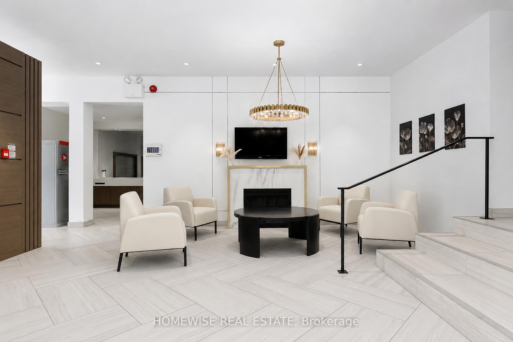 Photo 17 of Unit 401, 2500 Bathurst Street, Toronto, Forest Hill North — HOMEH