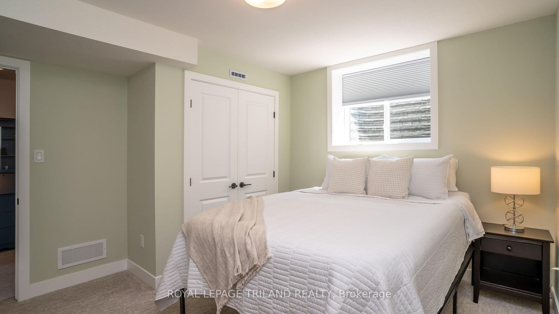 Photo 25 of 138 Renaissance Drive, St. Thomas — HOMEH
