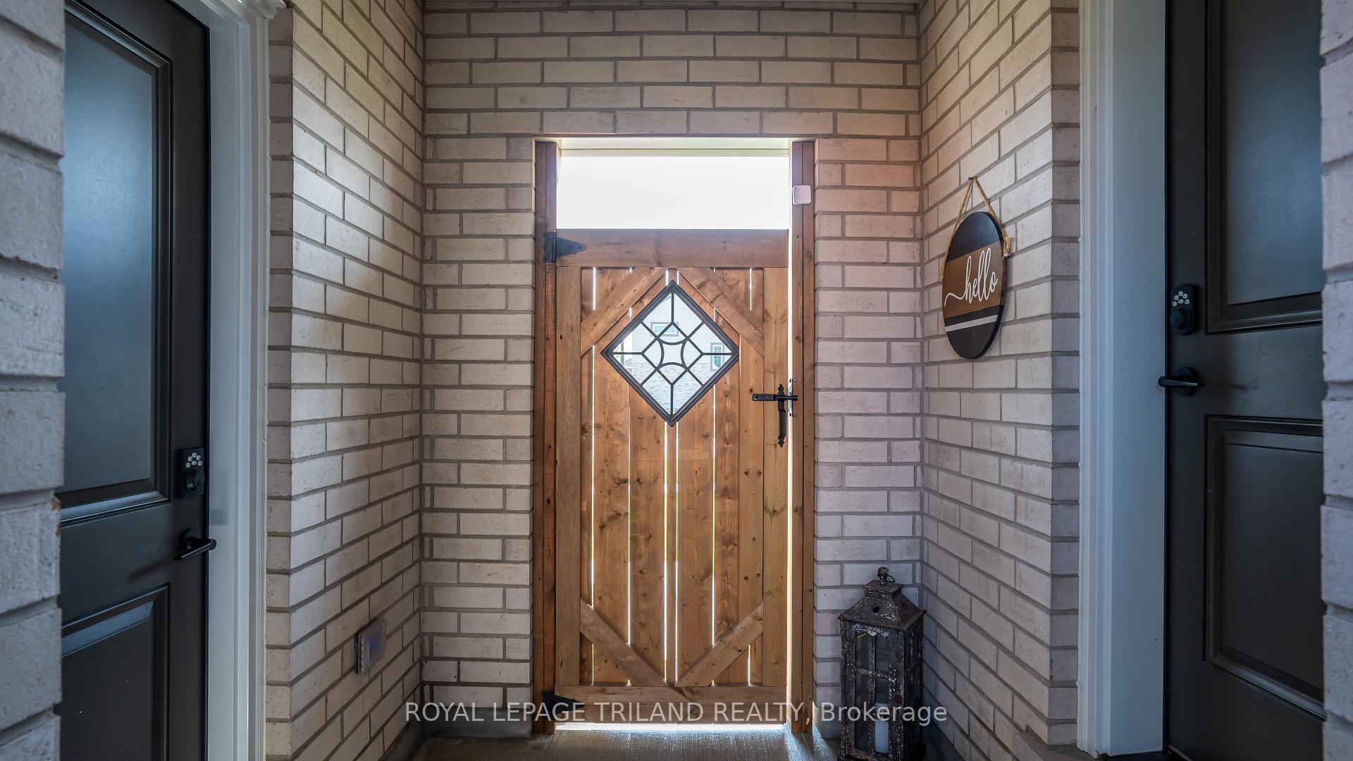 Photo 34 of 138 Renaissance Drive, St. Thomas — HOMEH