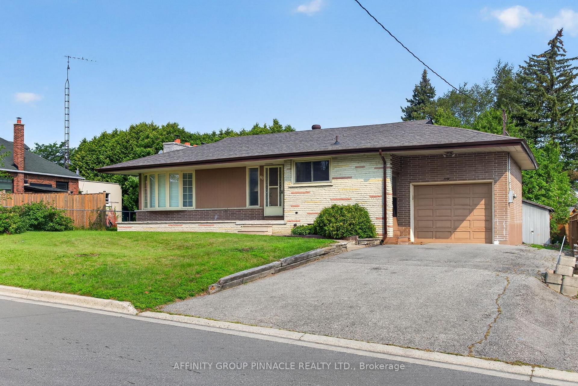 Photo 2 of 40 Switzer Drive, Oshawa, Centennial — HOMEH