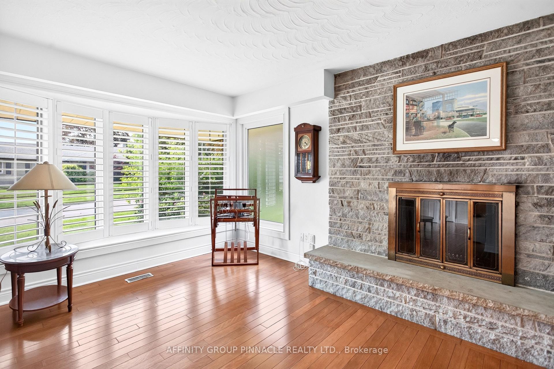 Photo 7 of 40 Switzer Drive, Oshawa, Centennial — HOMEH