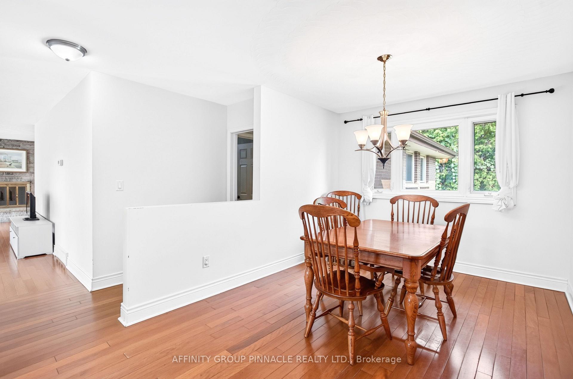 Photo 15 of 40 Switzer Drive, Oshawa, Centennial — HOMEH